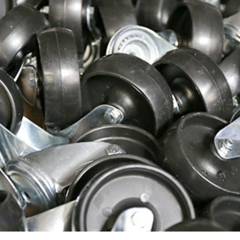 Alles op rolletjes | over dolly's, rolcontainers en meer